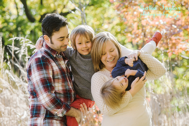 Beautiful family portrait, fall season portrait, High Park, Toronto