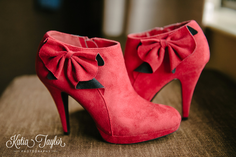 Fun red bridal shoes. Toronto wedding photography.