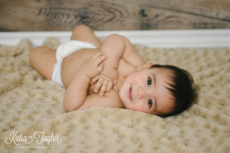 Toronto baby portraits. 6 month old baby boy.