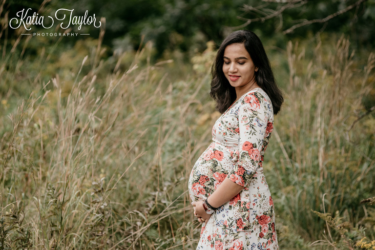 Maternity portraits in Toronto's High Park at sunset.