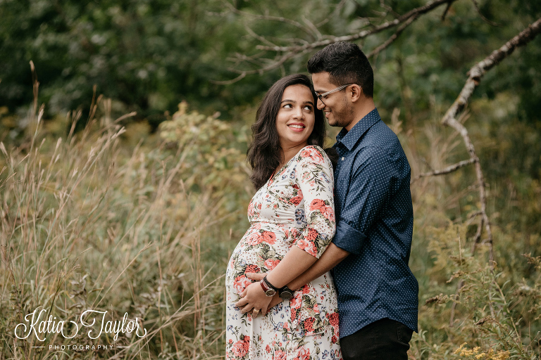 Maternity portraits in Toronto's High Park at sunset.